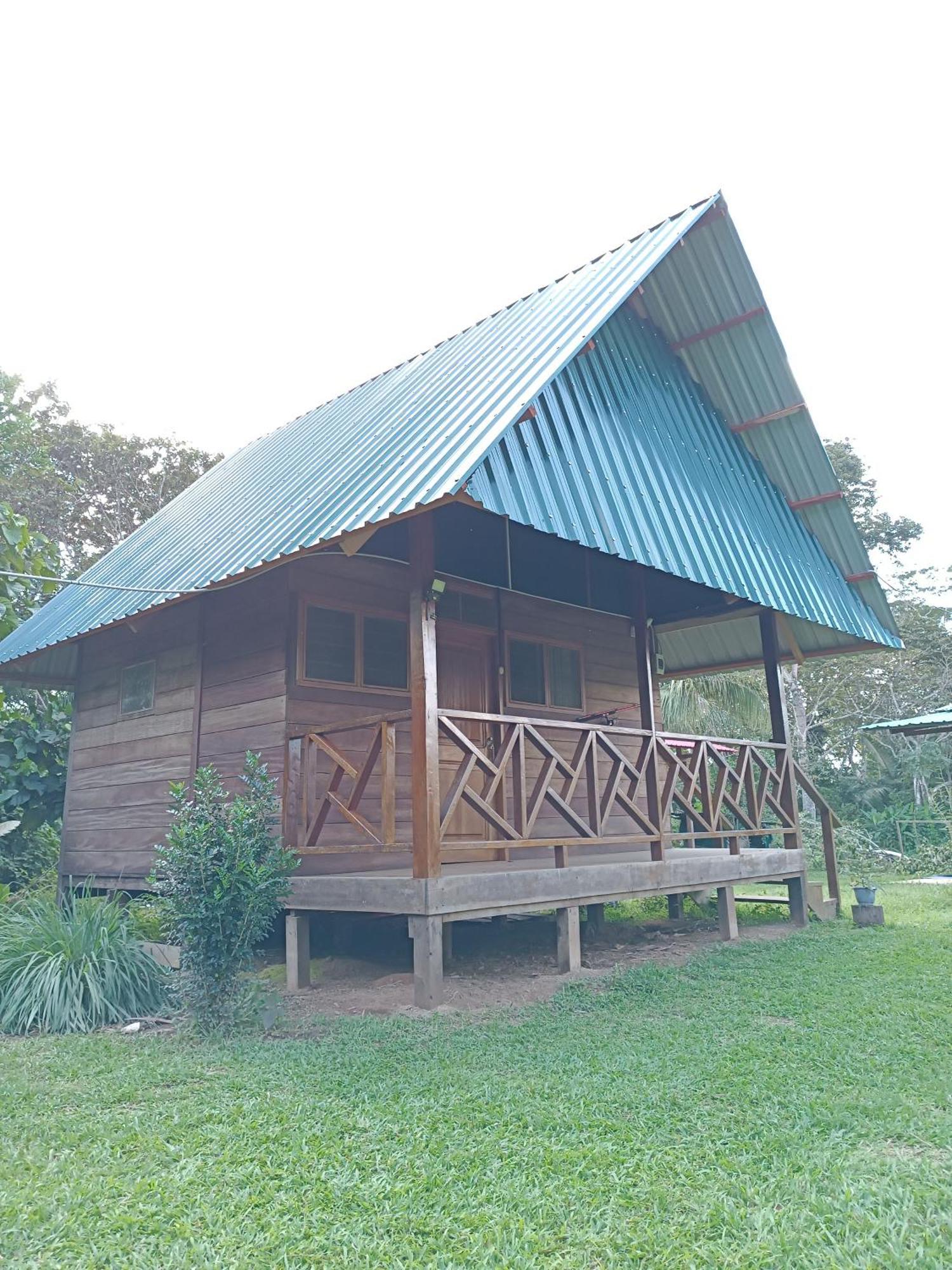 Quirquincho House Lodge ปูแอร์โต มัลโดนาโด ภายนอก รูปภาพ
