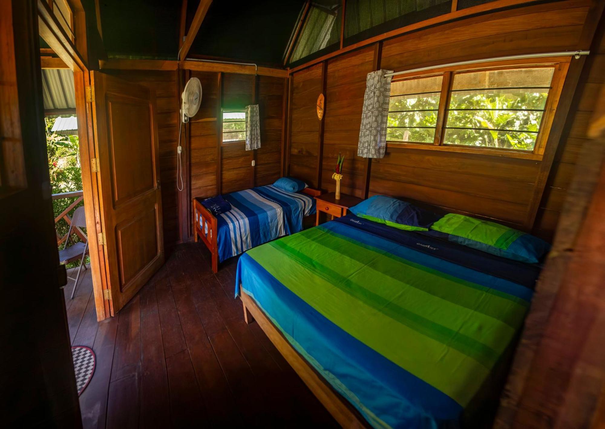 Quirquincho House Lodge ปูแอร์โต มัลโดนาโด ภายนอก รูปภาพ